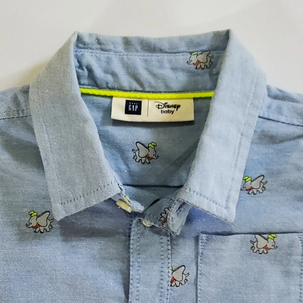 K1036 * Gap X Disney Baby Boys Dumbo Button Down Oxford Shirt Blue Size 6/12M